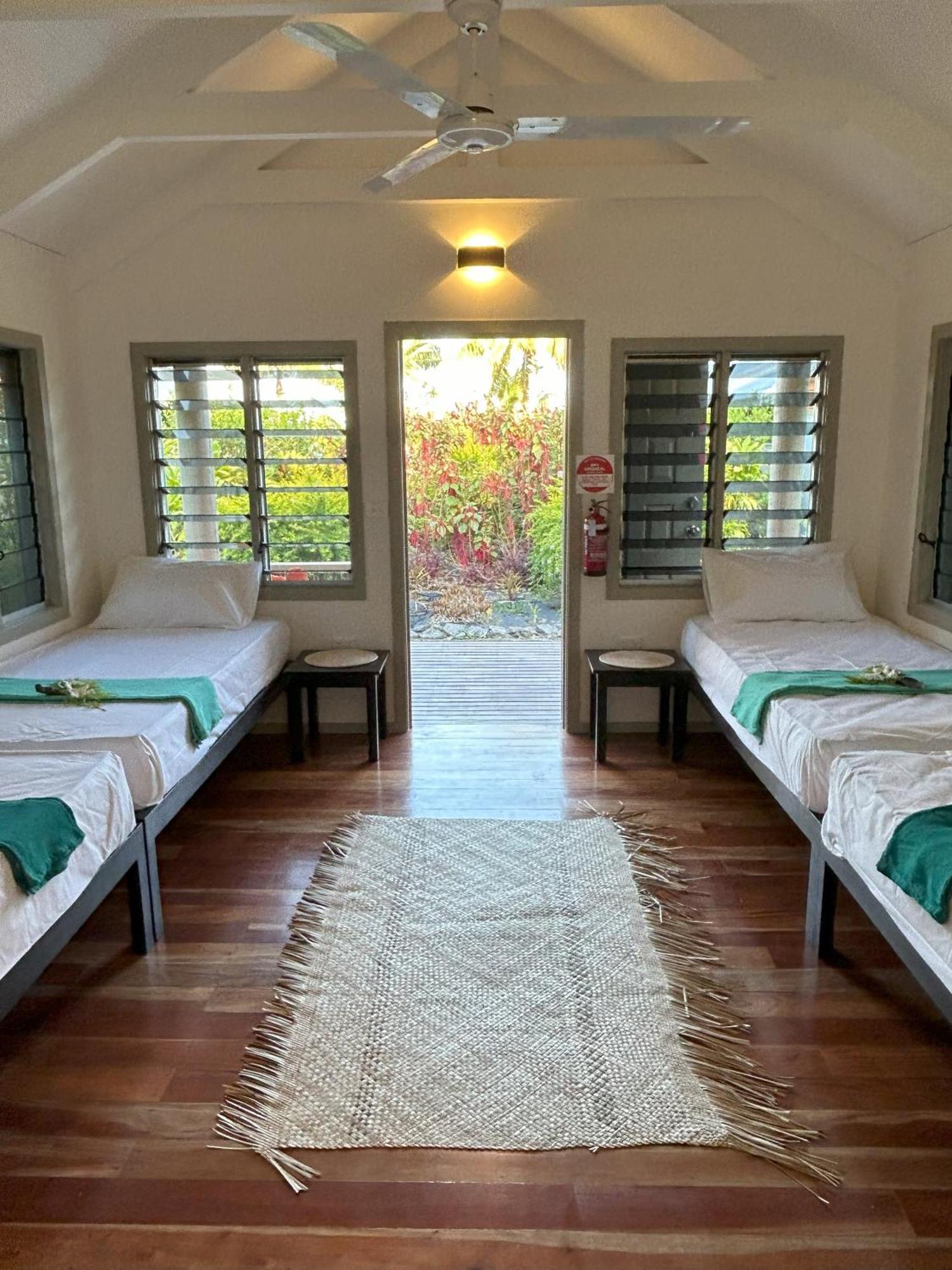 Mai Sunset Island Resort Ngunu Ngoại thất bức ảnh